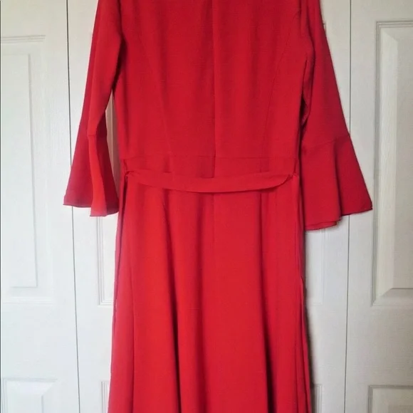 Red Ann Taylor Bell Sleeve Dress- Size 8- NWT - Picture 10 of 16